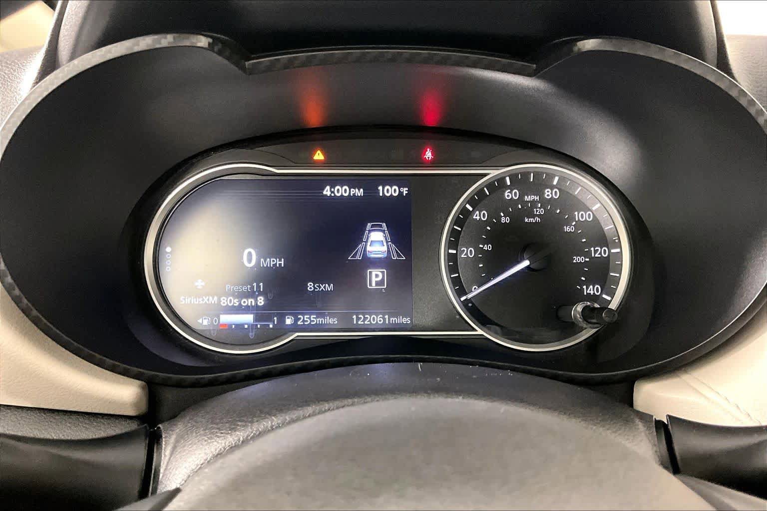 Used 2021 Nissan Versa SV FWD image 25