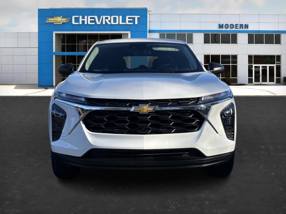 Certified 2025 Chevrolet Trax LS image 7