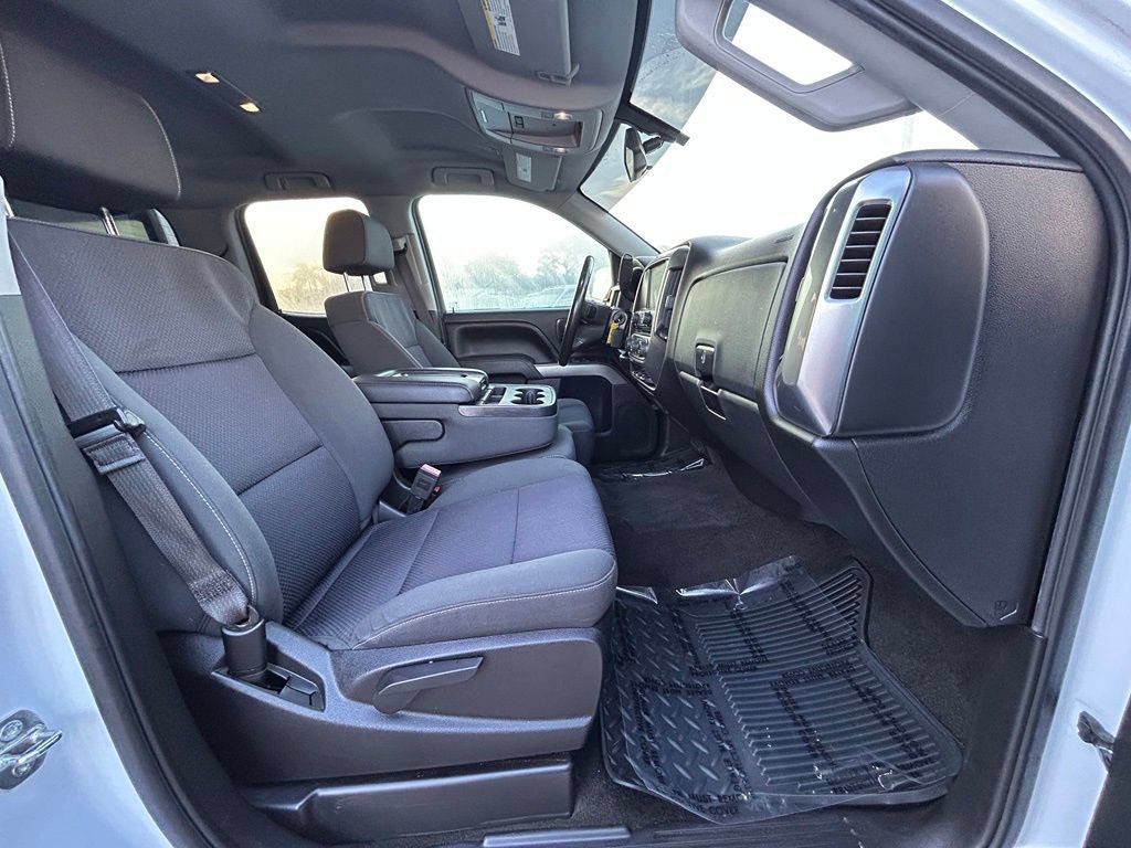 Used 2017 Chevrolet Silverado 1500 LT w/ All Star Edition AWD/4WD image 24