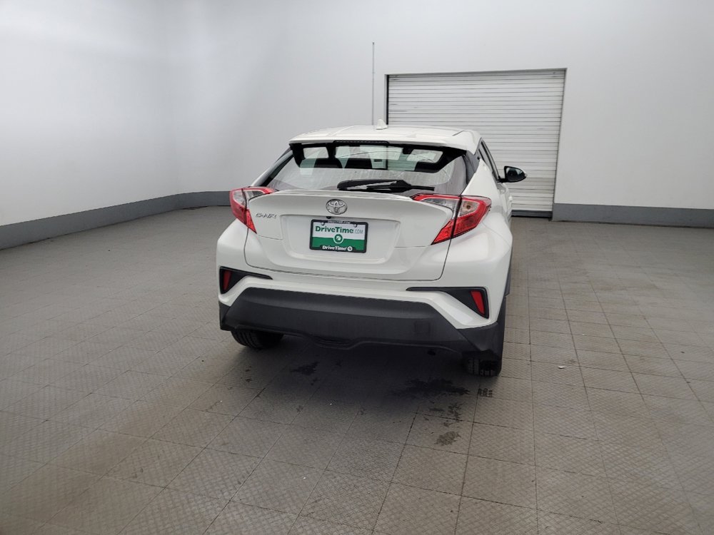 Used 2018 Toyota C-HR XLE image 9