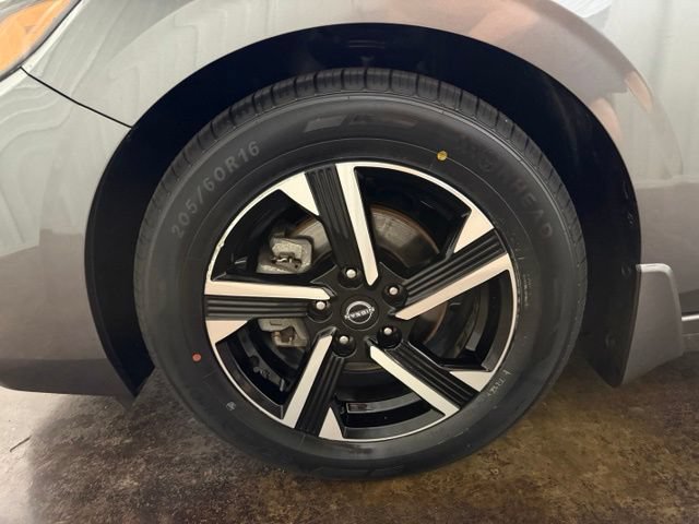 Used 2025 Nissan Sentra SV w/ All-Weather Package FWD image 10