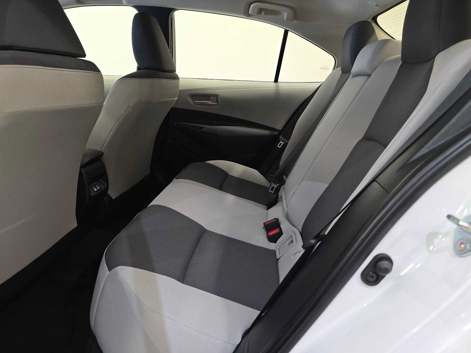 Certified 2024 Toyota Corolla LE FWD image 23