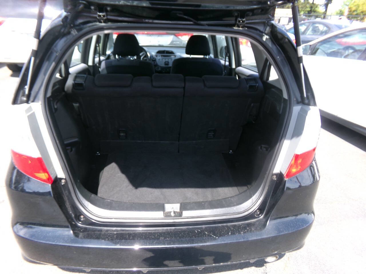 Used 2010 Honda Fit Sport image 6