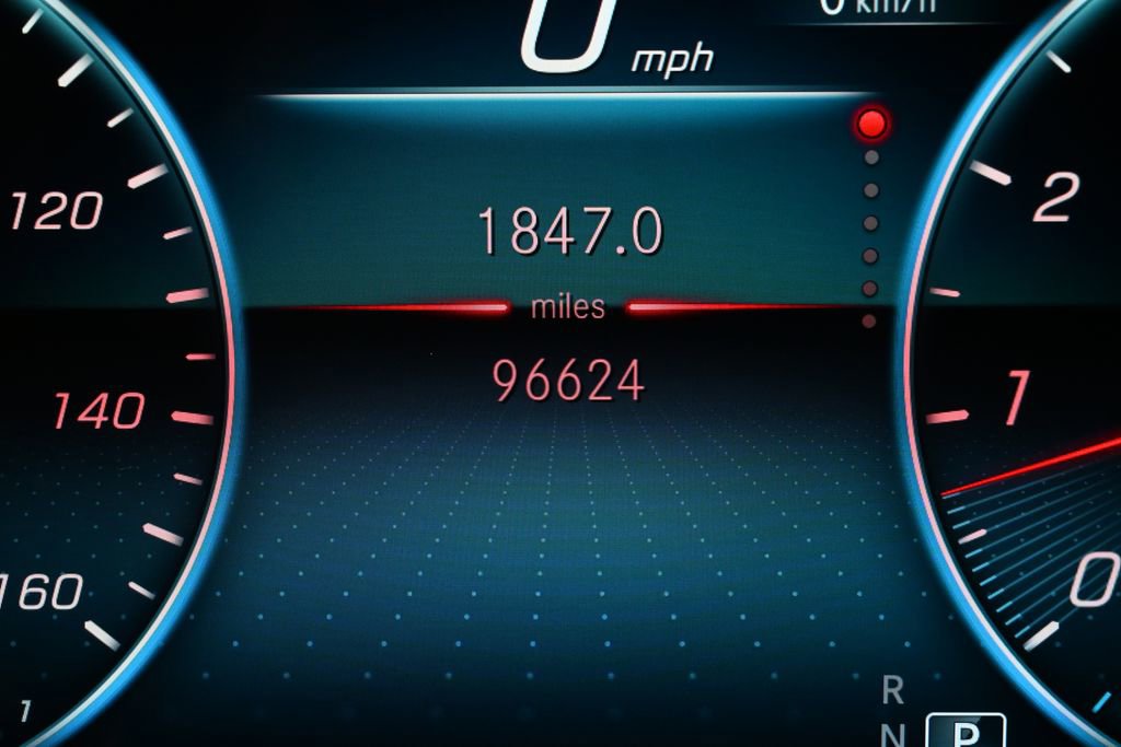 Used 2020 Mercedes-Benz GLS 450 4MATIC image 12