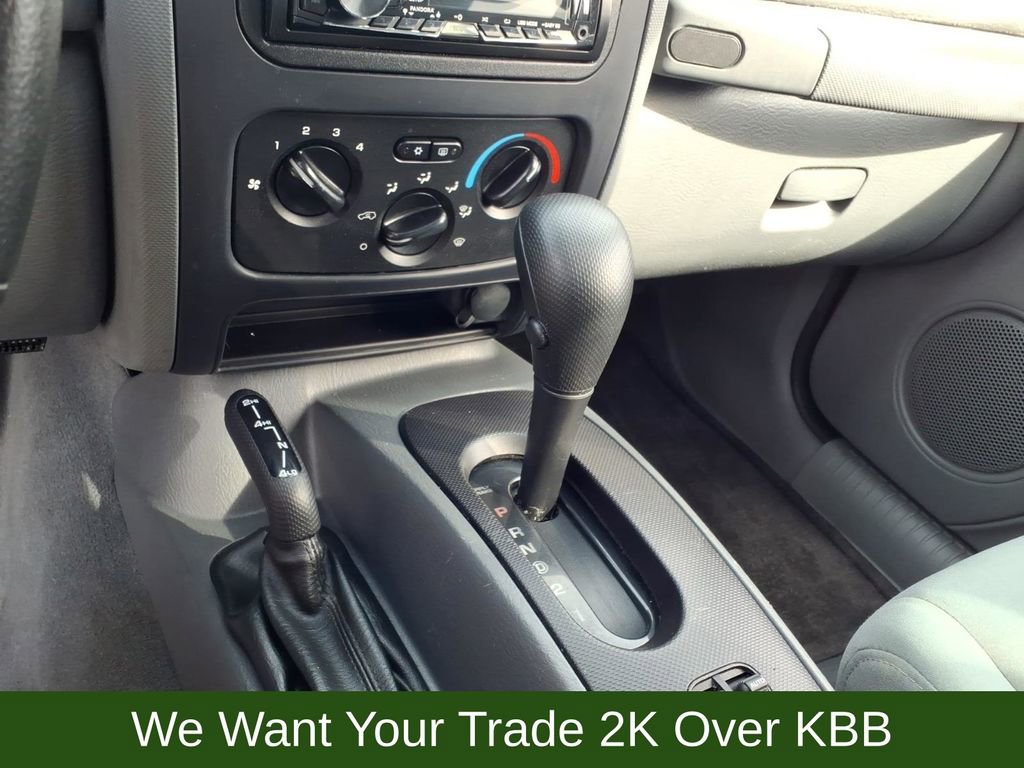 Used 2007 Jeep Liberty Sport w/ Security Group image 25