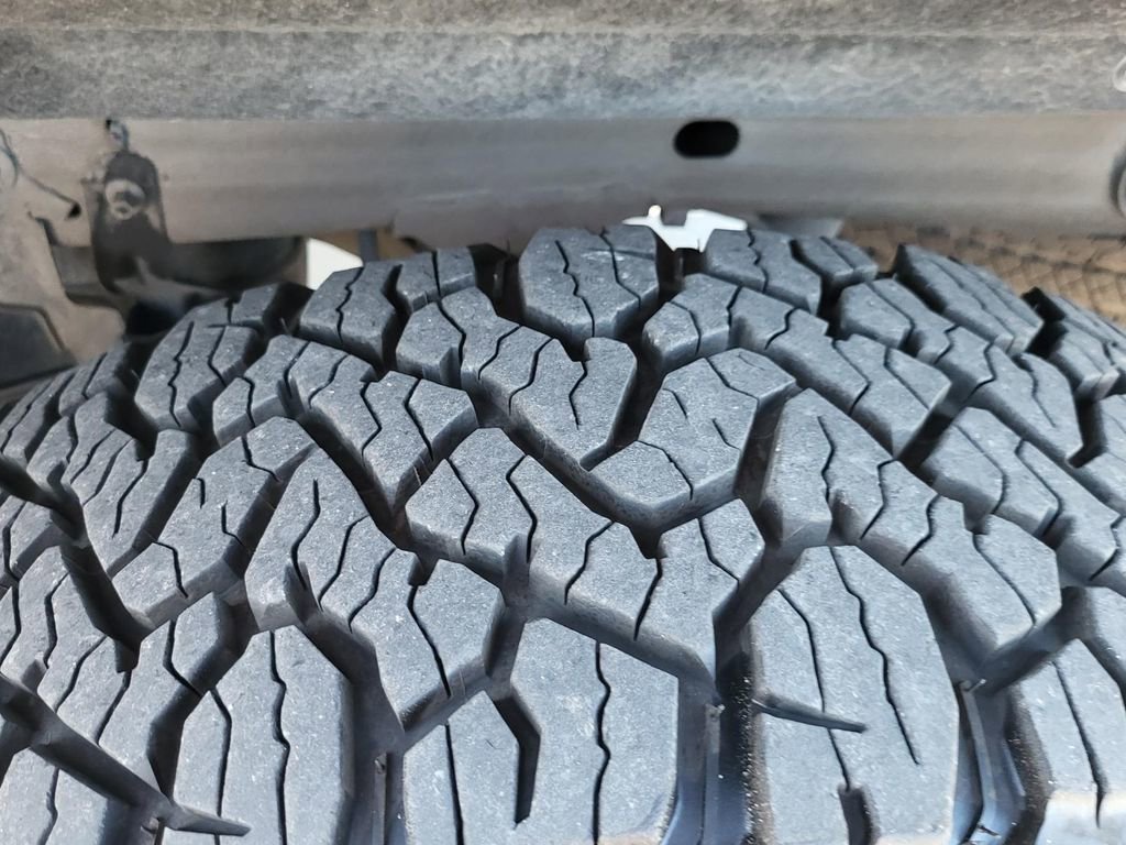 Used 2018 GMC Sierra 1500 Denali w/ Denali Ultimate Package image 32