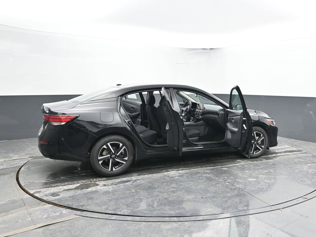 Used 2024 Nissan Sentra SV FWD image 45
