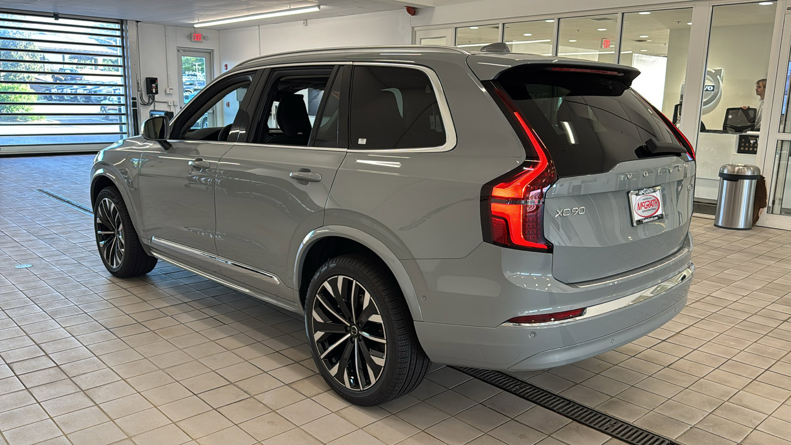 New 2026 Volvo XC90 B6 Plus w/ Protection Package Premier AWD/4WD image 7