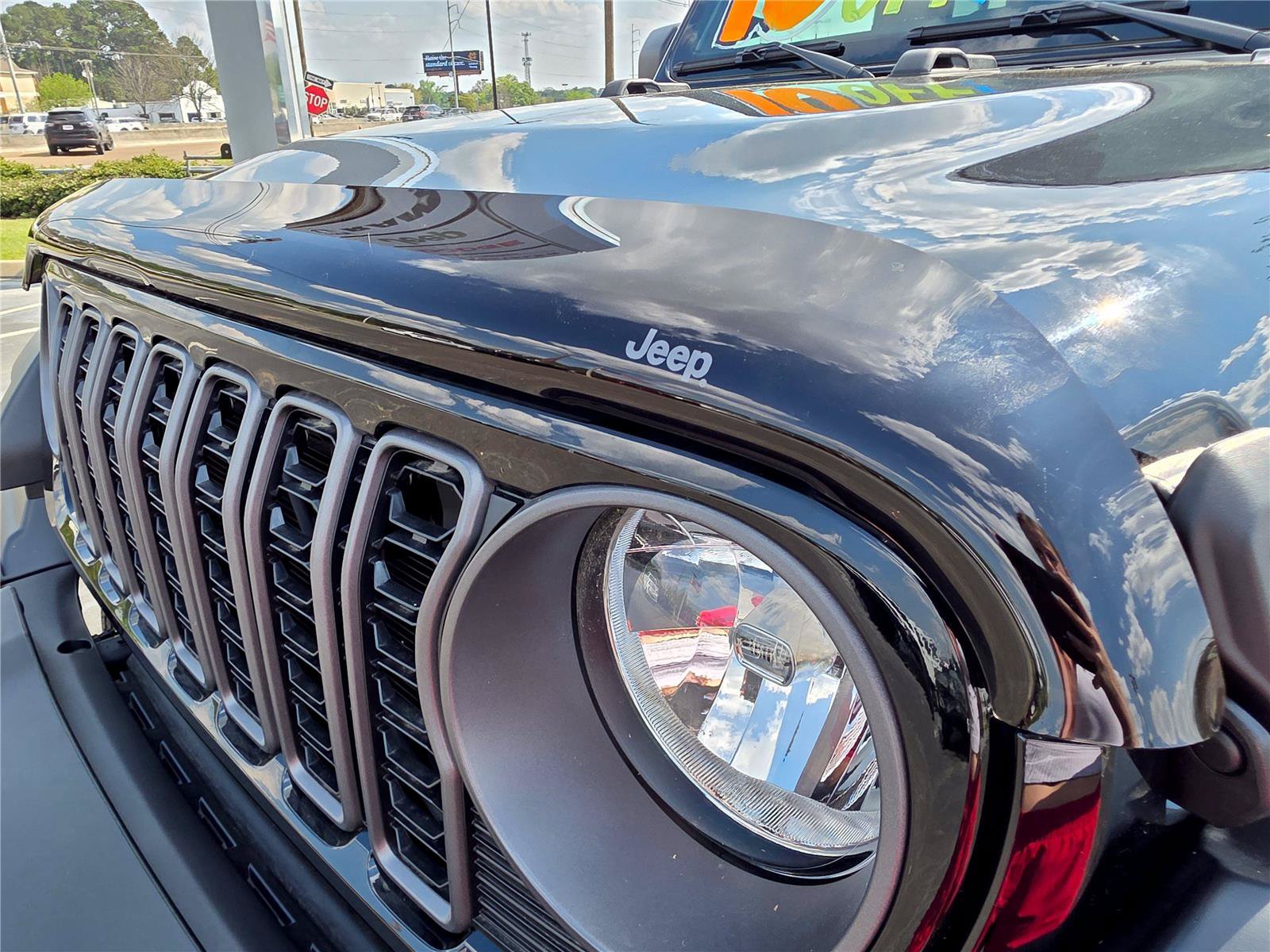 New 2026 Jeep Wrangler Unlimited Sport AWD/4WD image 33
