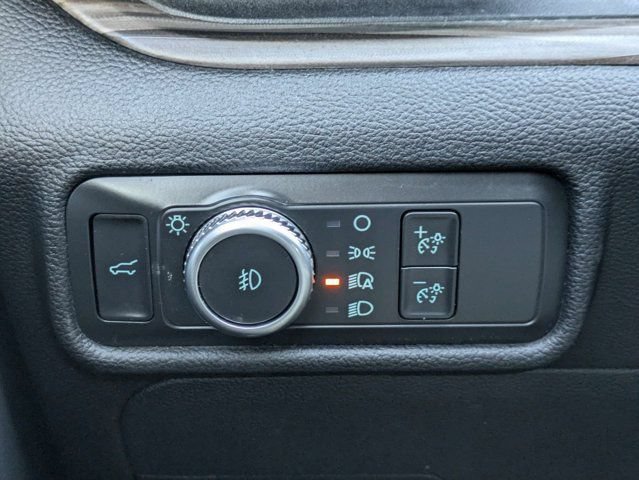 Used 2022 Ford Explorer Limited RWD image 25