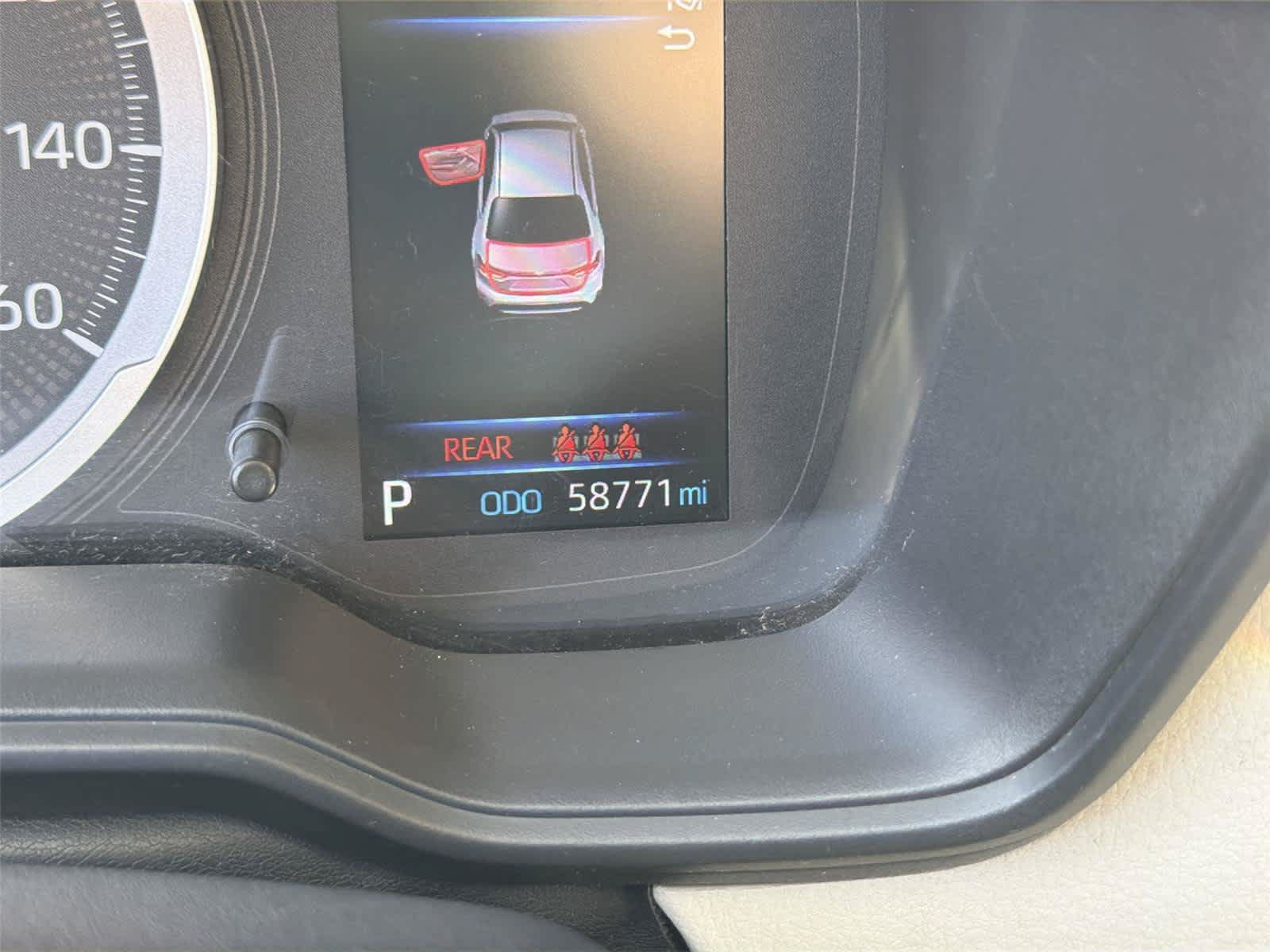 Used 2022 Toyota Corolla LE FWD image 19