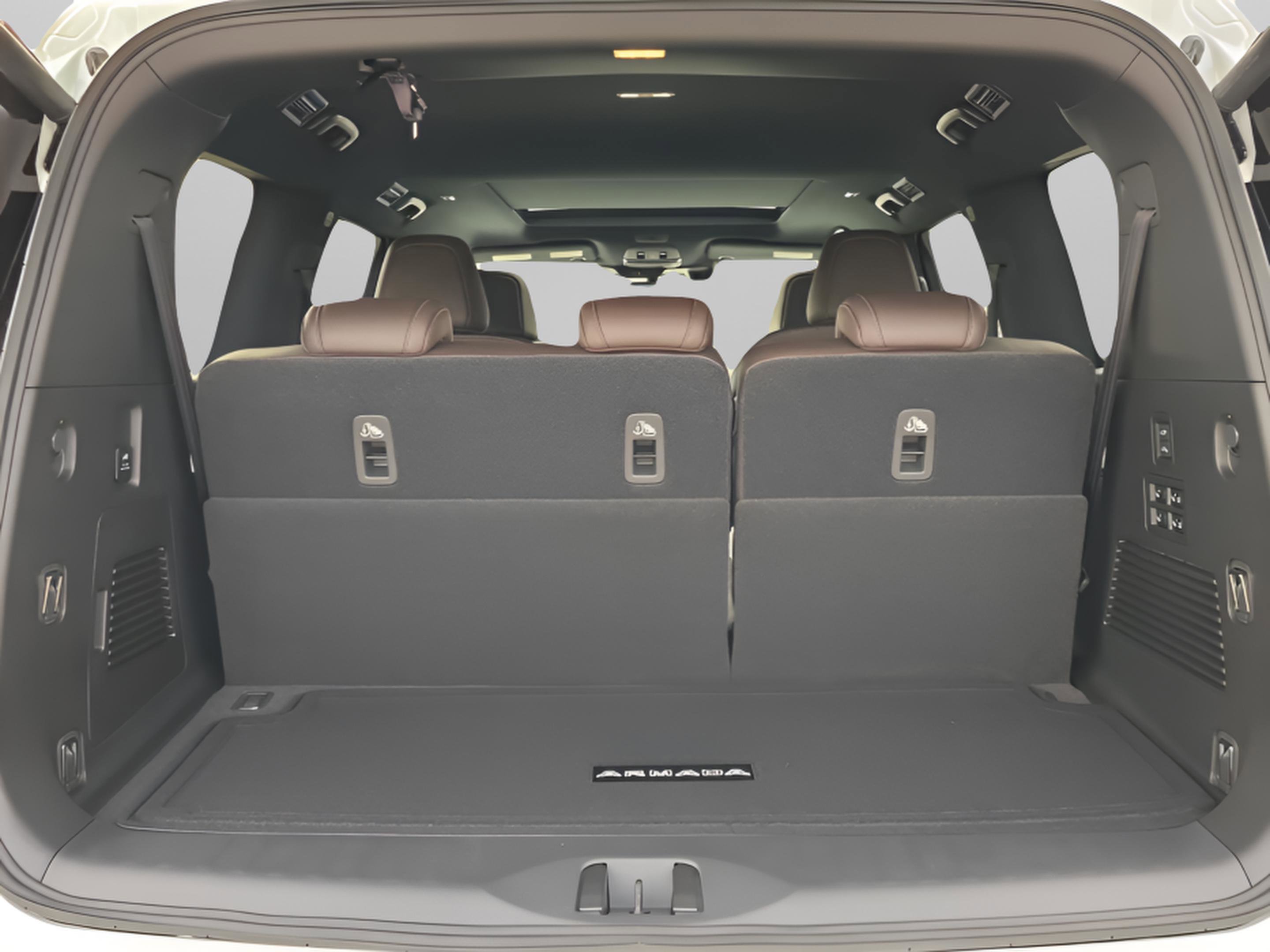 New 2026 Nissan Armada Platinum Reserve image 9