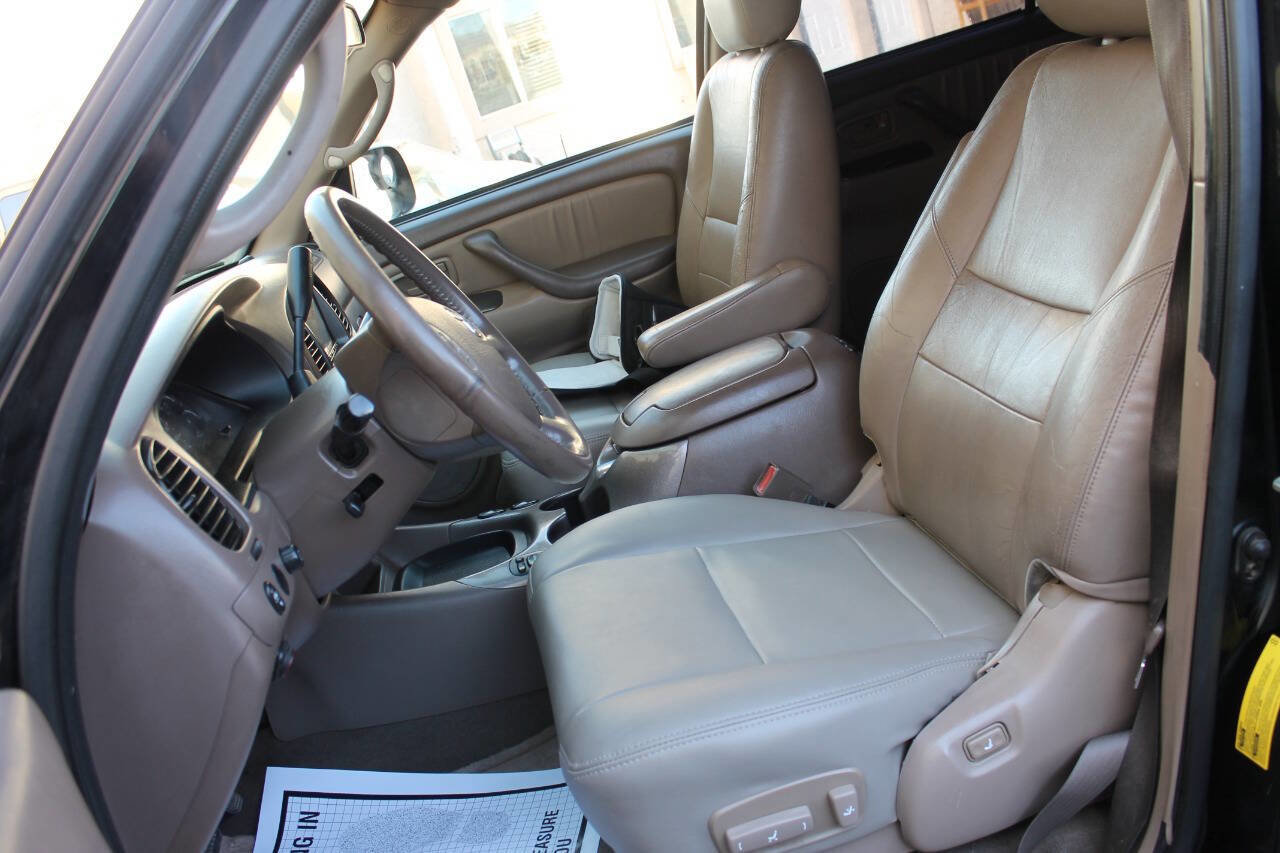 Used 2003 Toyota Sequoia Limited RWD image 21