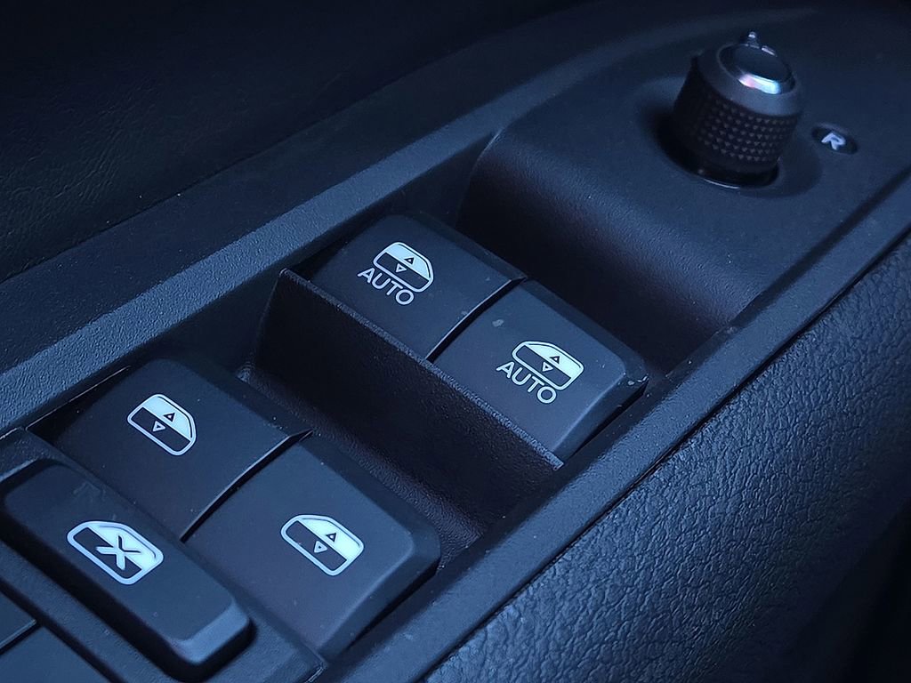 New 2026 Jeep Compass Latitude AWD/4WD image 16