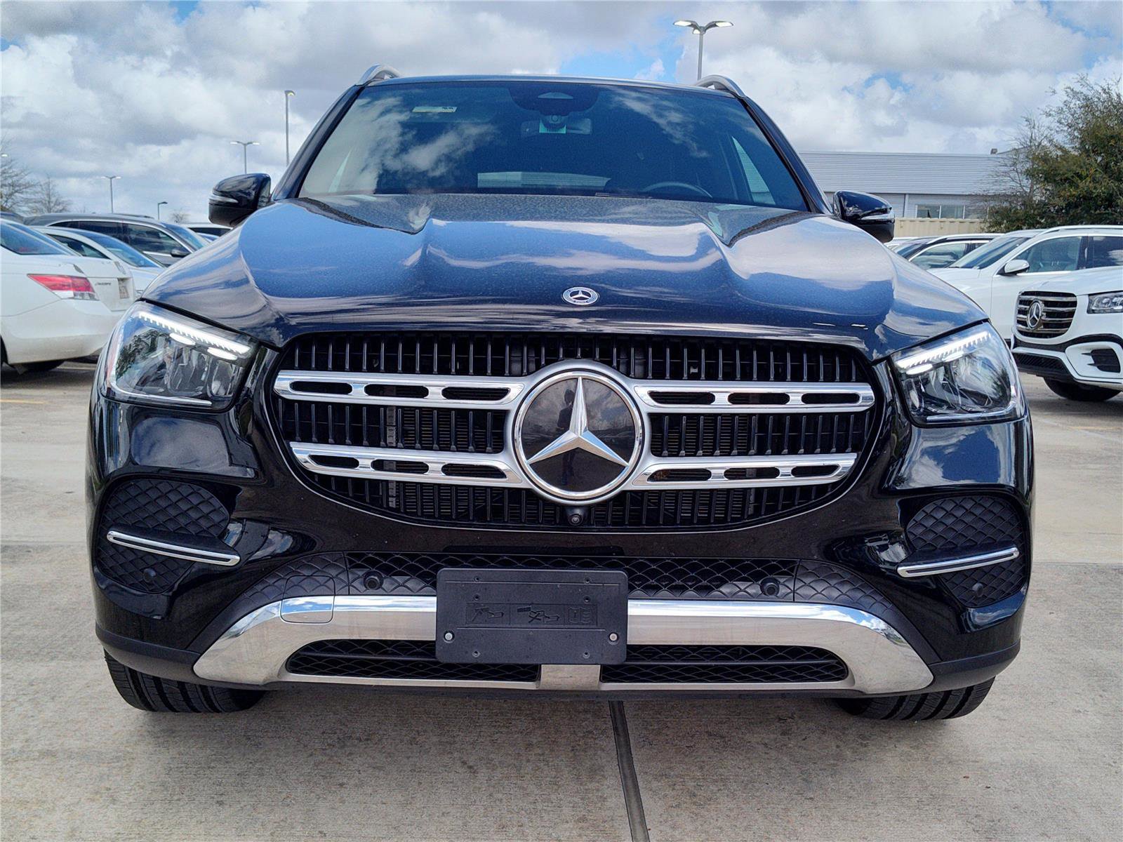 Used 2025 Mercedes-Benz GLE 350 4MATIC image 11