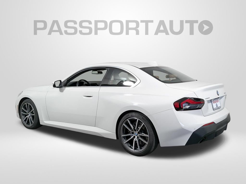 Certified 2022 BMW 230i Coupe w/ Premium Package 2 RWD image 3