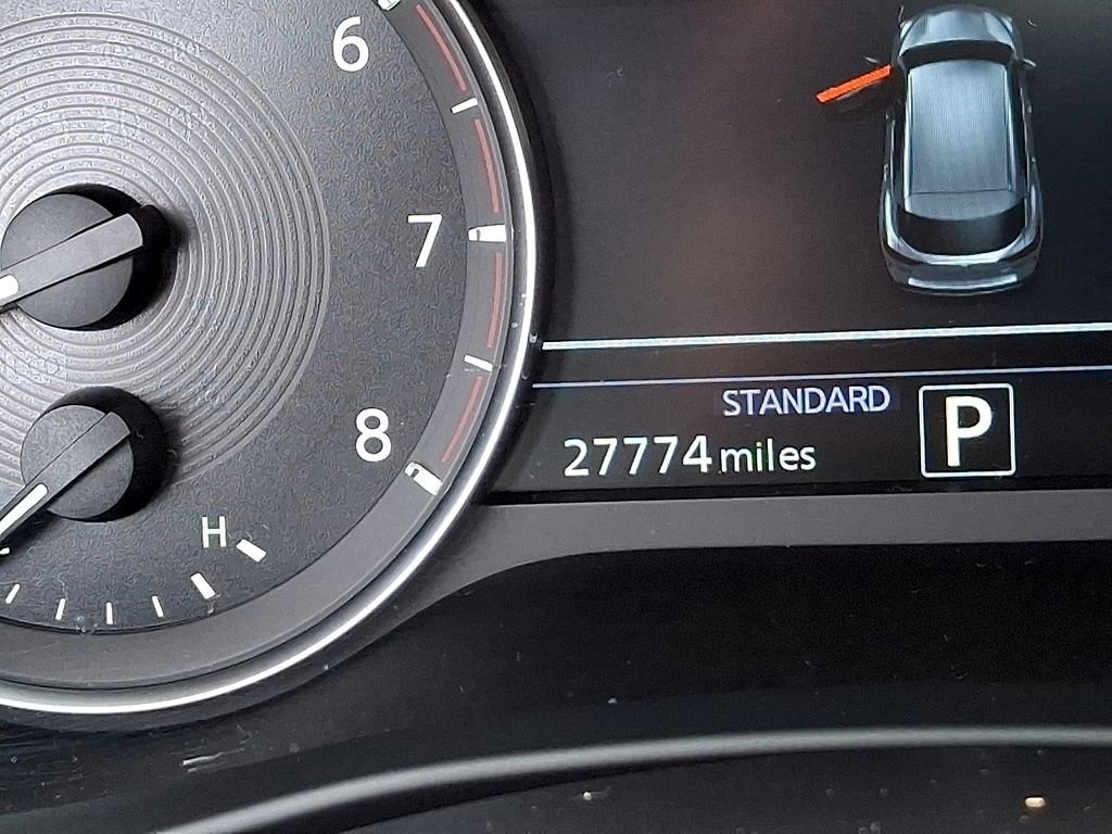 Used 2023 INFINITI QX50 Luxe AWD/4WD image 21