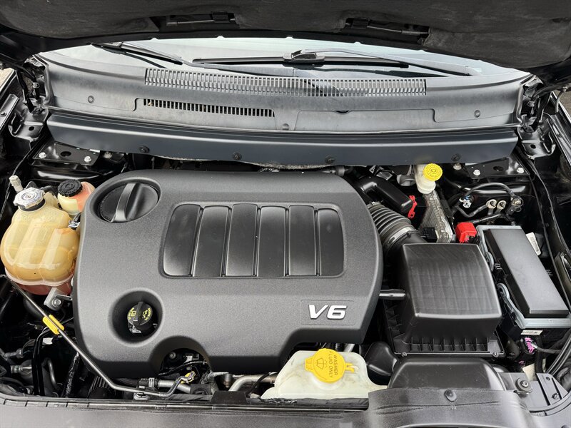 Used 2017 Dodge Journey Crossroad FWD image 36