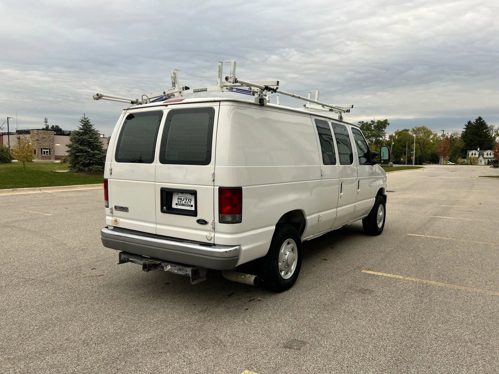 Used 2009 Ford E-350 and Econoline 350 Super Duty image 5