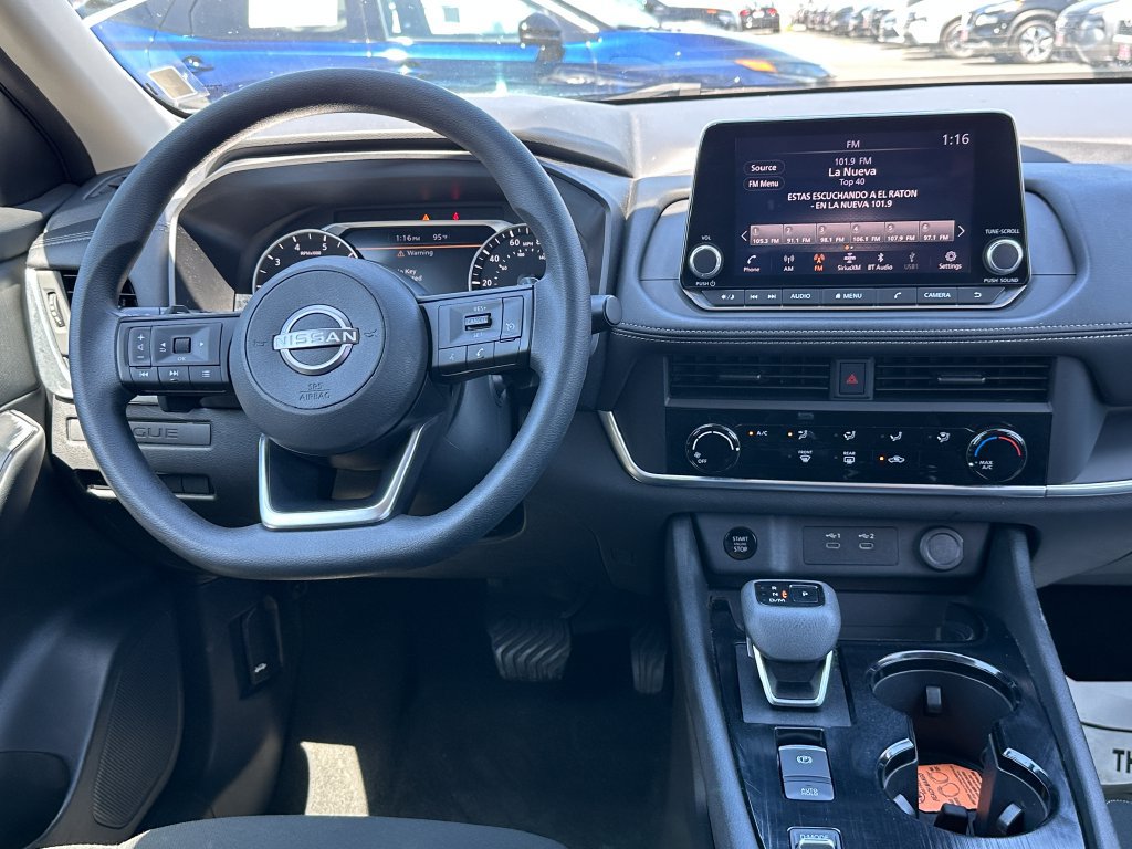 Used 2024 Nissan Rogue S FWD image 18
