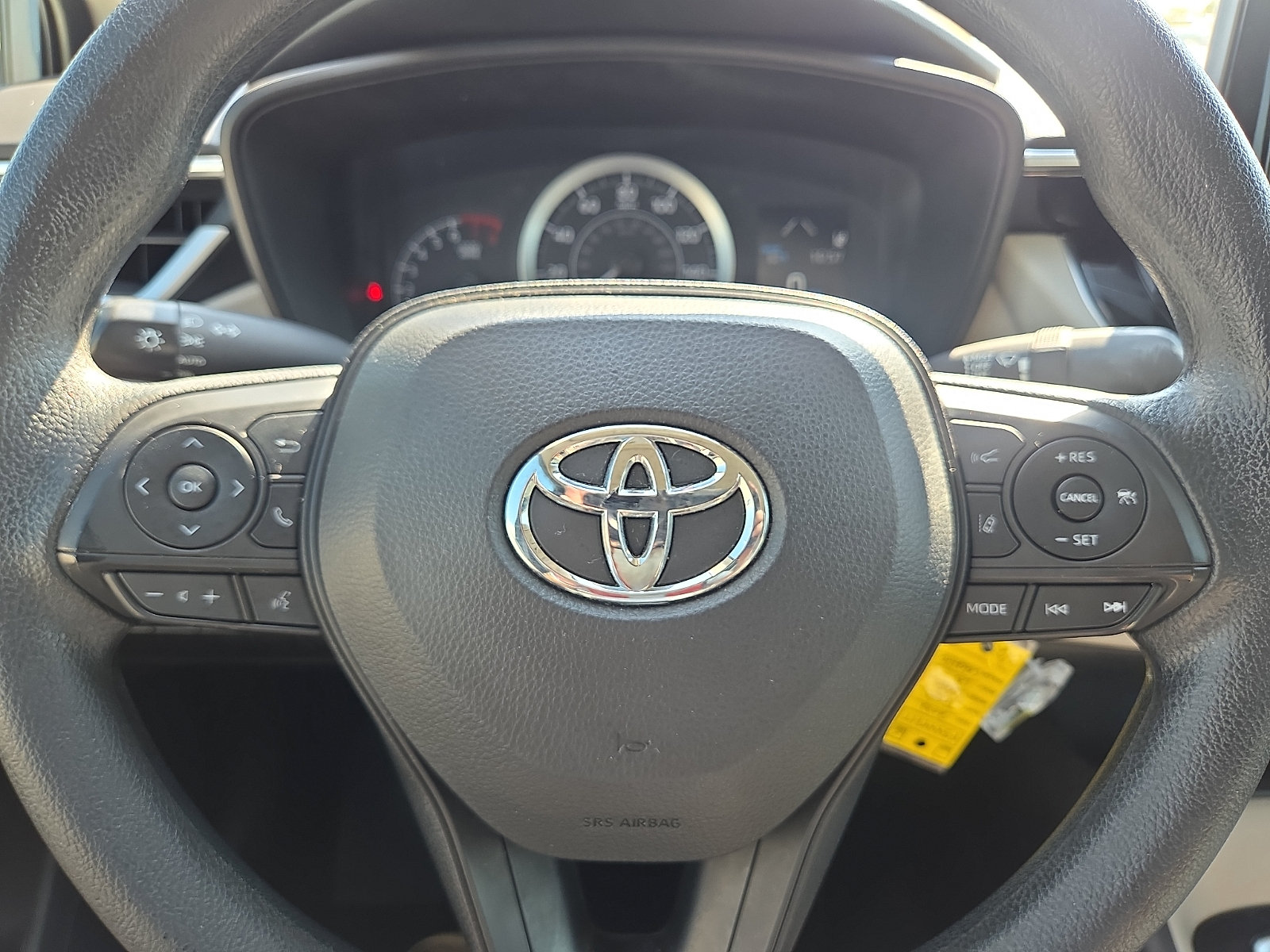 Used 2022 Toyota Corolla LE FWD image 24