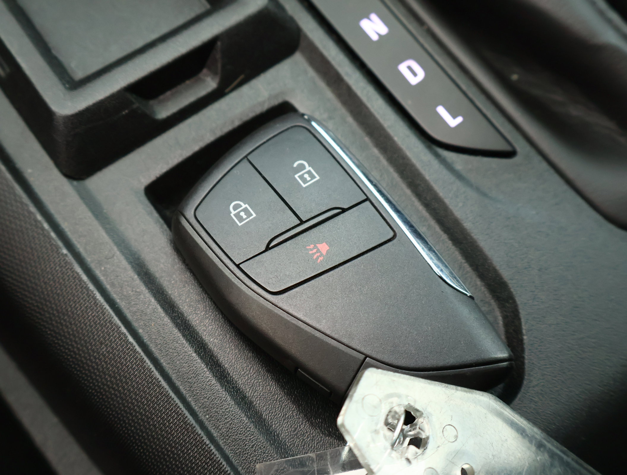 Used 2024 Chevrolet Colorado W/T RWD image 19