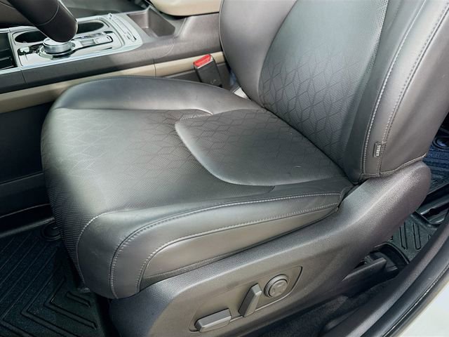 Used 2025 Kia Carnival SX FWD image 9