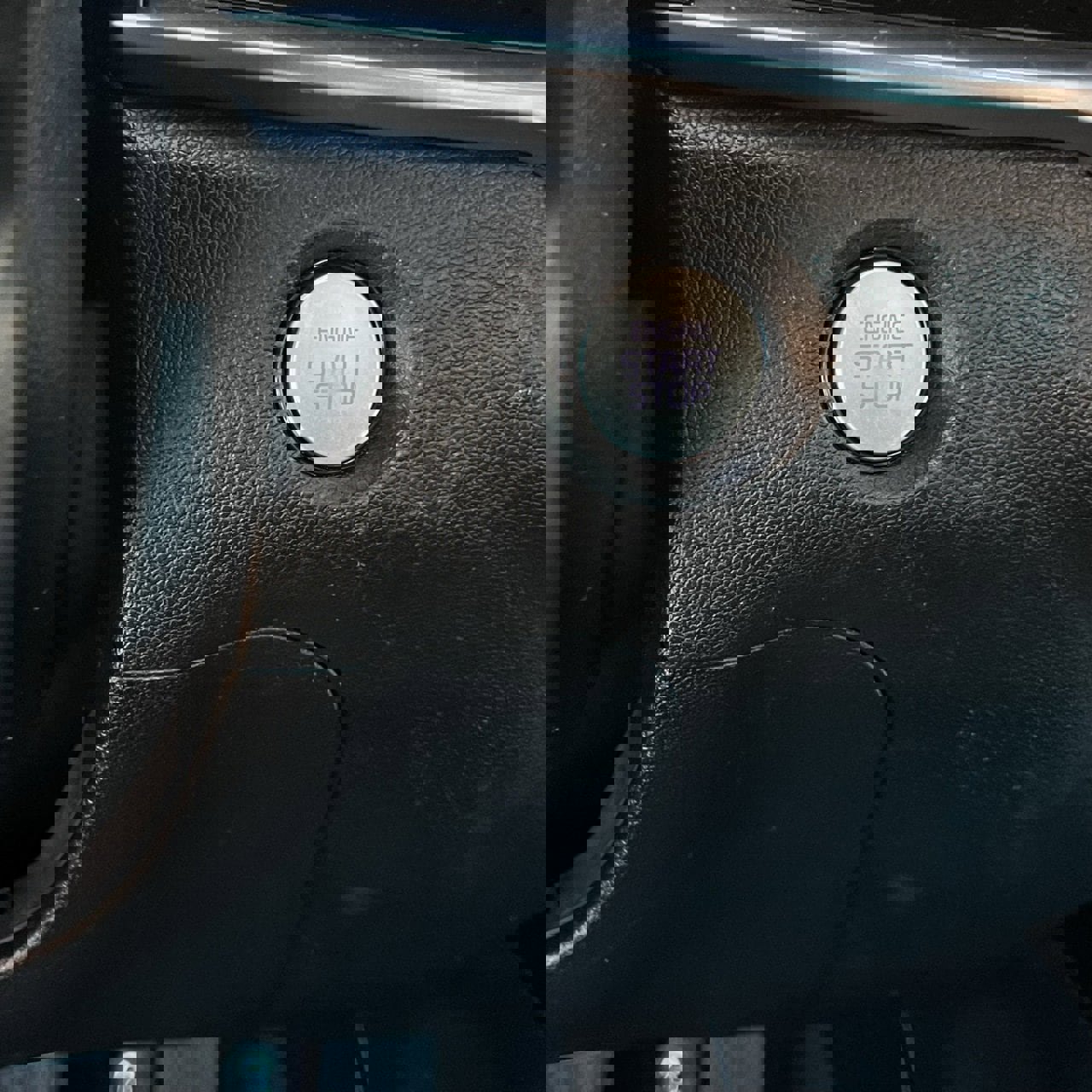 Used 2024 Kia Sorento EX w/ Panoramic Sunroof Package image 16