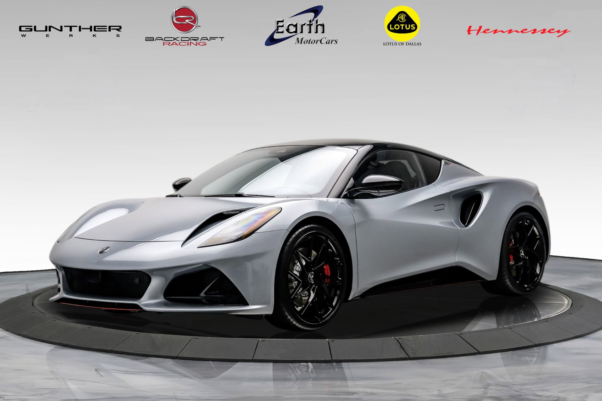 New 2026 Lotus Emira SE image 1