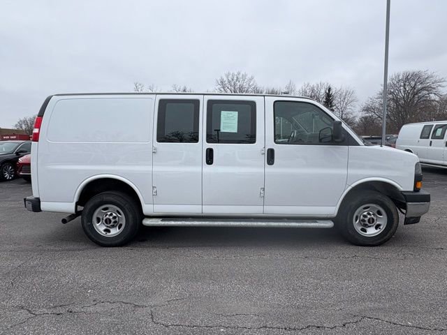 Used 2024 GMC Savana 2500 w/ Driver Convenience Package image 10