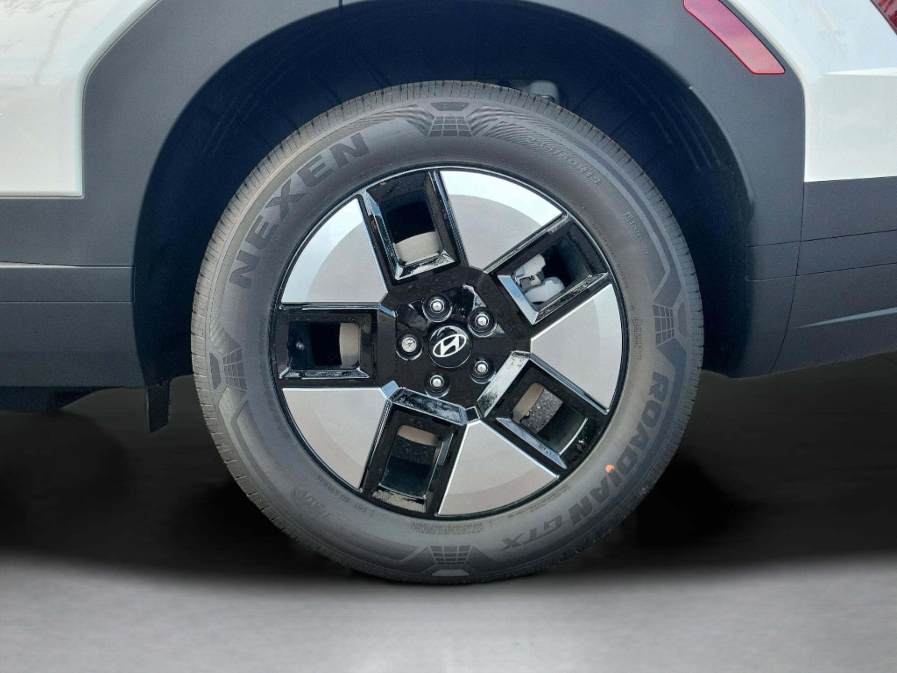 New 2026 Hyundai Santa Fe SEL image 7