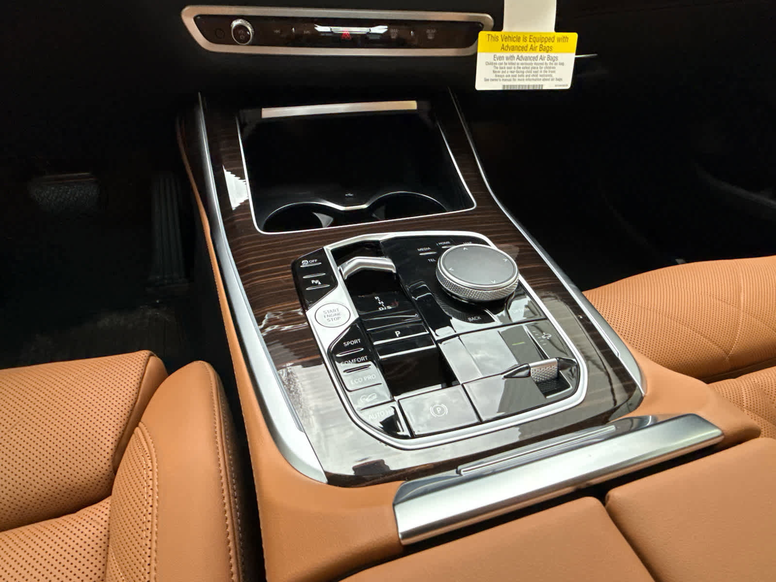 New 2026 BMW X7 xDrive40i w/ Premium Package AWD/4WD image 10
