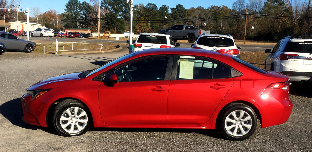 Used 2020 Toyota Corolla LE image 2