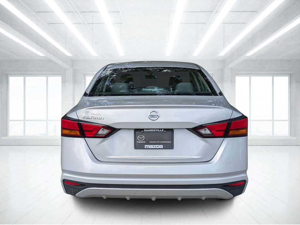 Used 2022 Nissan Altima 2.5 S FWD image 4