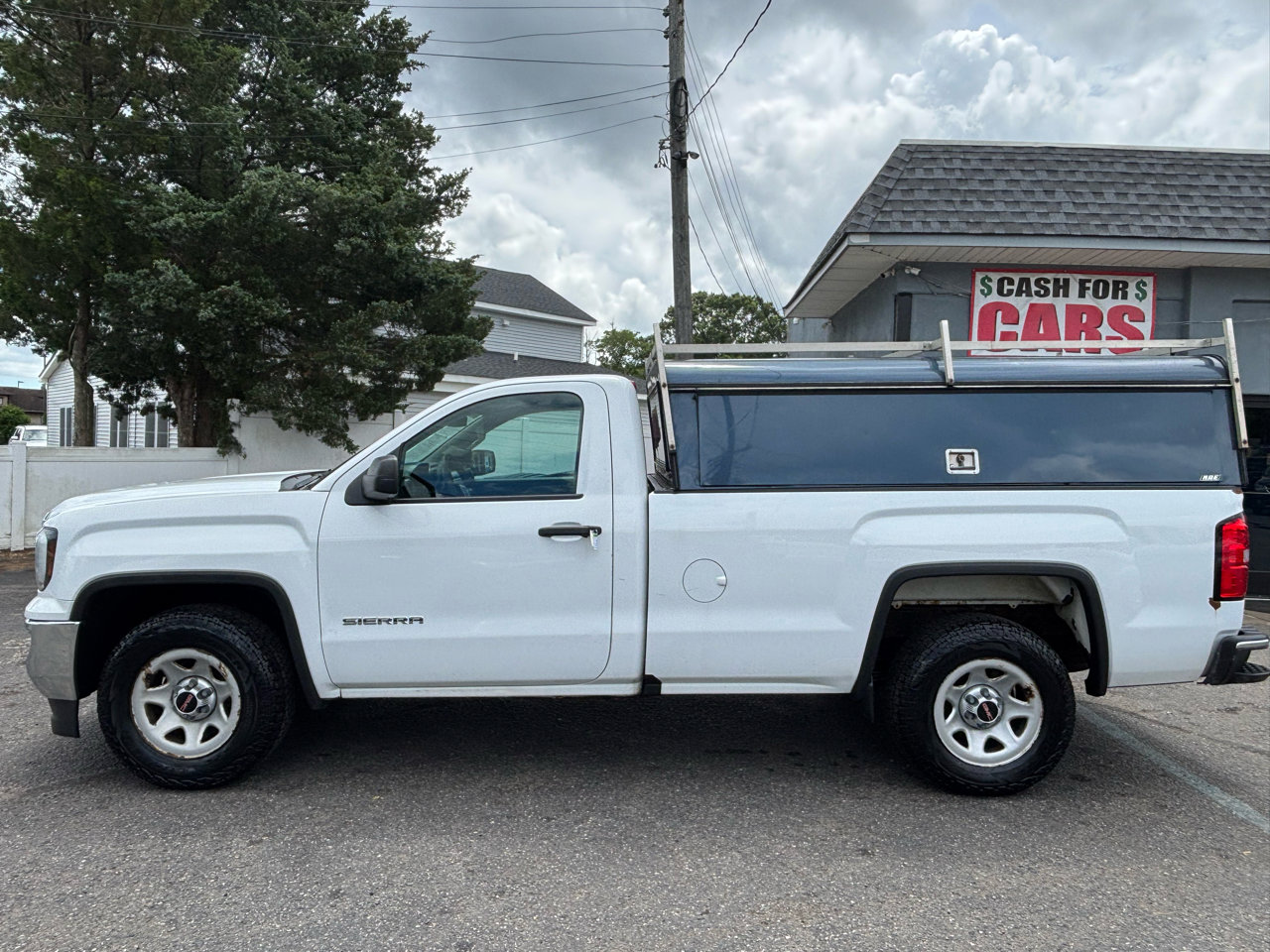 Used 2017 GMC Sierra 1500 2WD Regular Cab image 8