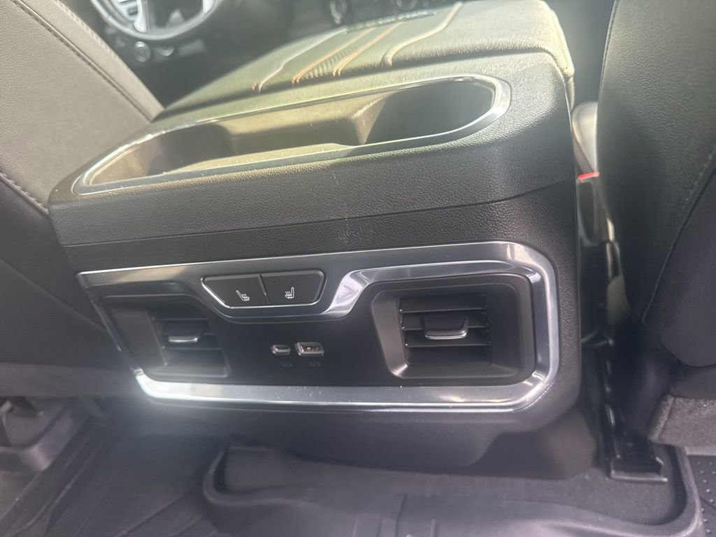 Used 2024 Chevrolet Silverado 3500 High Country w/ High Country Premium Package AWD/4WD image 12