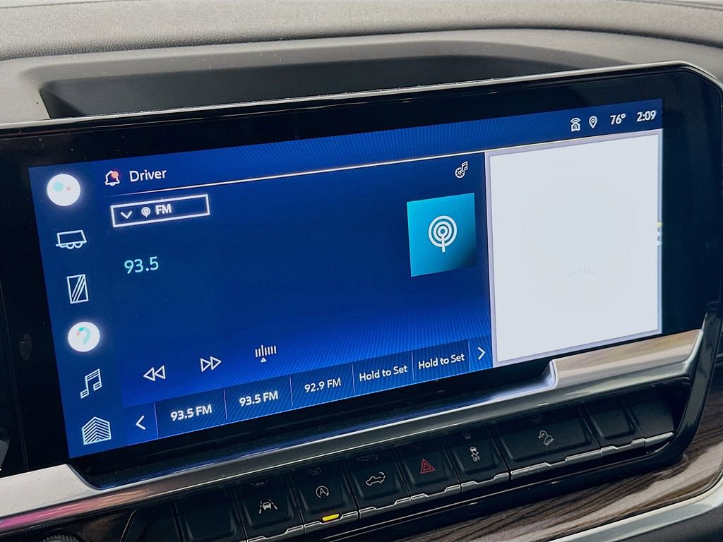 Used 2022 Chevrolet Silverado 1500 LT AWD/4WD image 21