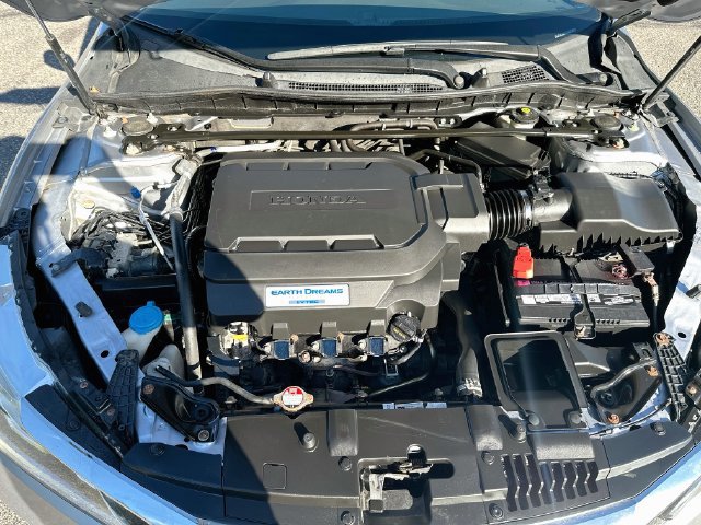 Used 2016 Honda Accord EX-L image 32