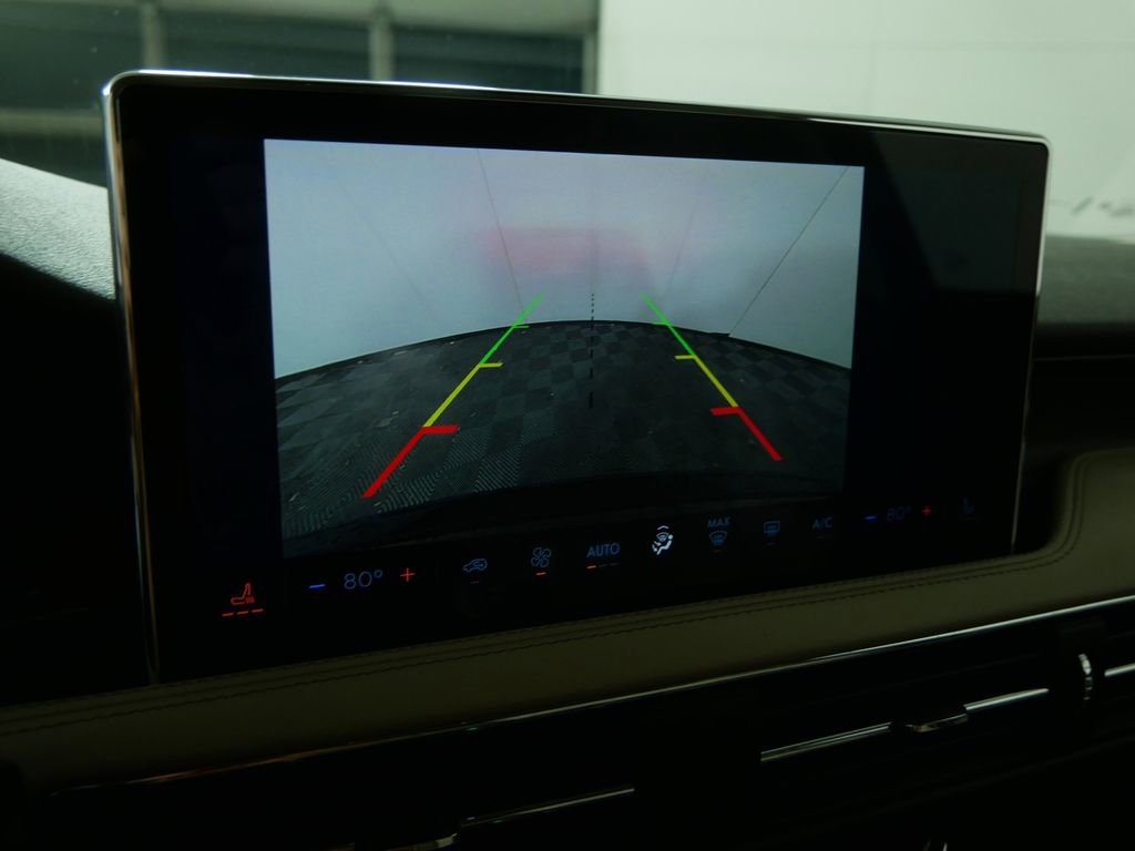 Used 2023 Lincoln Corsair Reserve w/ Jet Appearance Package image 26