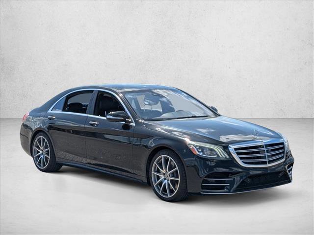 Used 2018 Mercedes-Benz S 560 Sedan image 3
