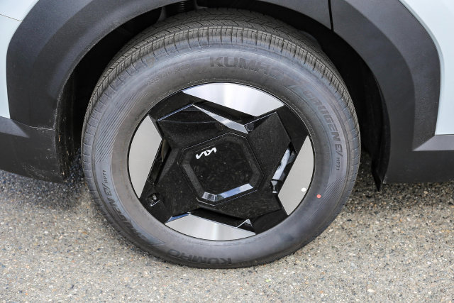New 2024 Kia EV9 Wind AWD/4WD image 11
