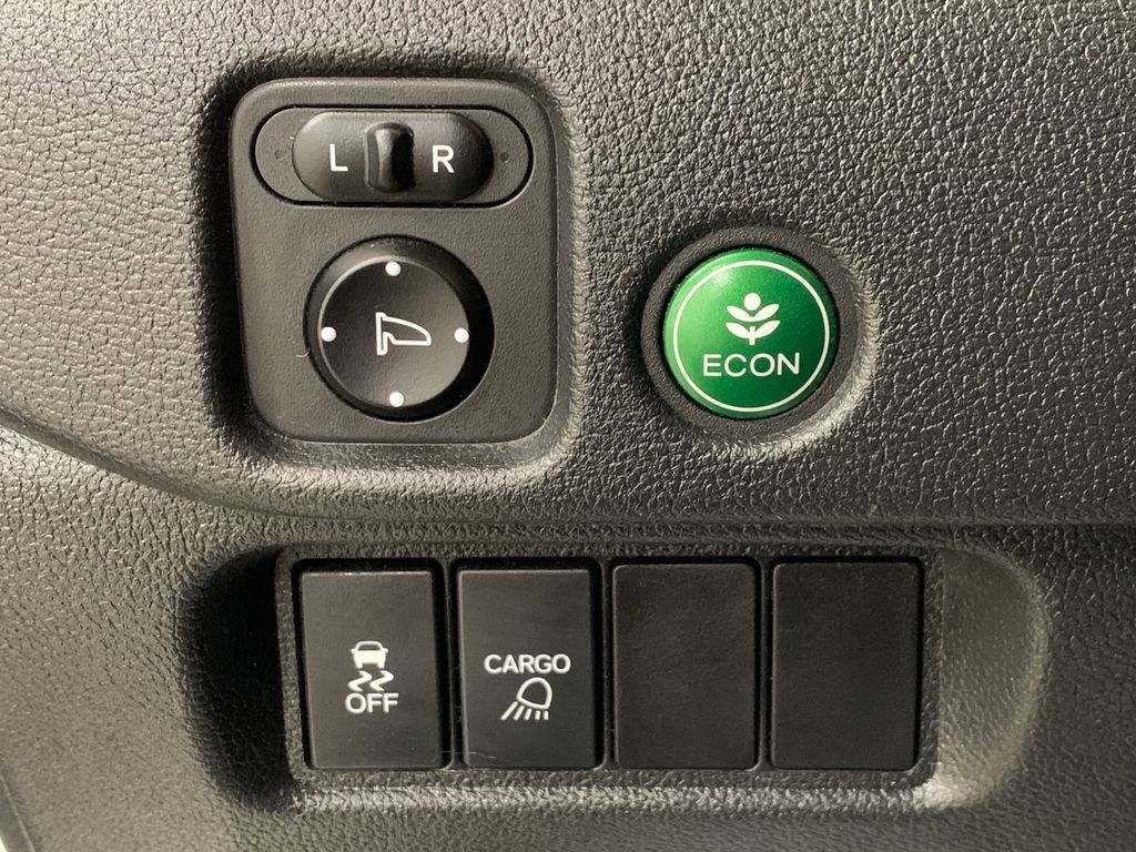 Used 2018 Honda Ridgeline Sport image 12