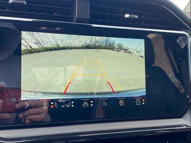 New 2024 GMC Sierra 1500 AT4 w/ Technology Package image 8