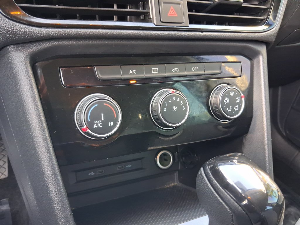Certified 2023 Volkswagen Taos S FWD image 24