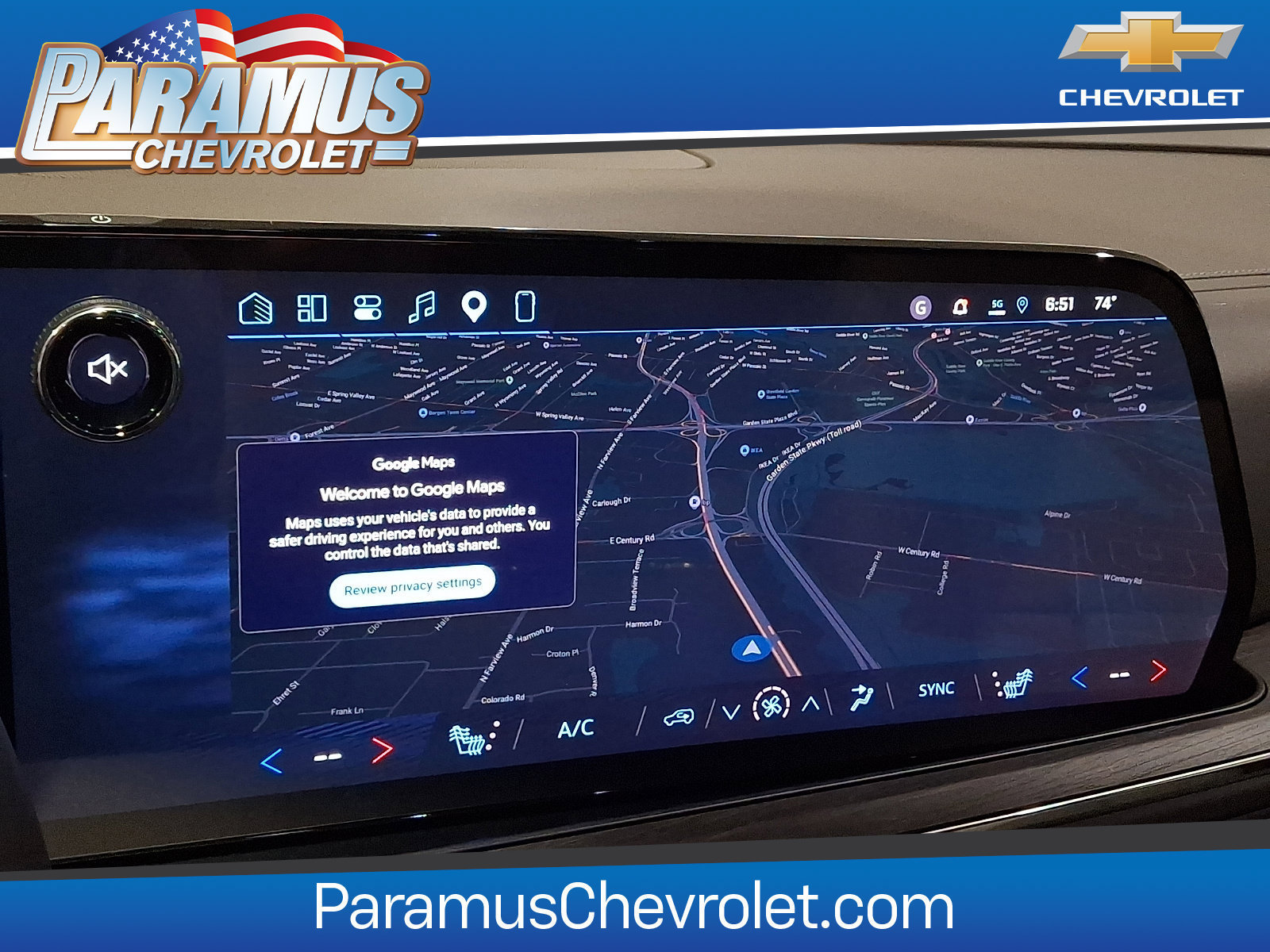 New 2026 Chevrolet Suburban LT w/ Comfort Package AWD/4WD image 11