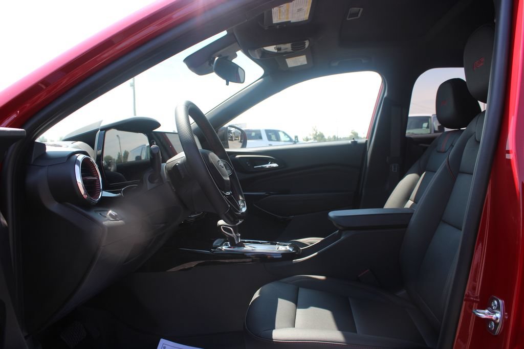 New 2026 Chevrolet Trax RS w/ Sunroof Package FWD image 23