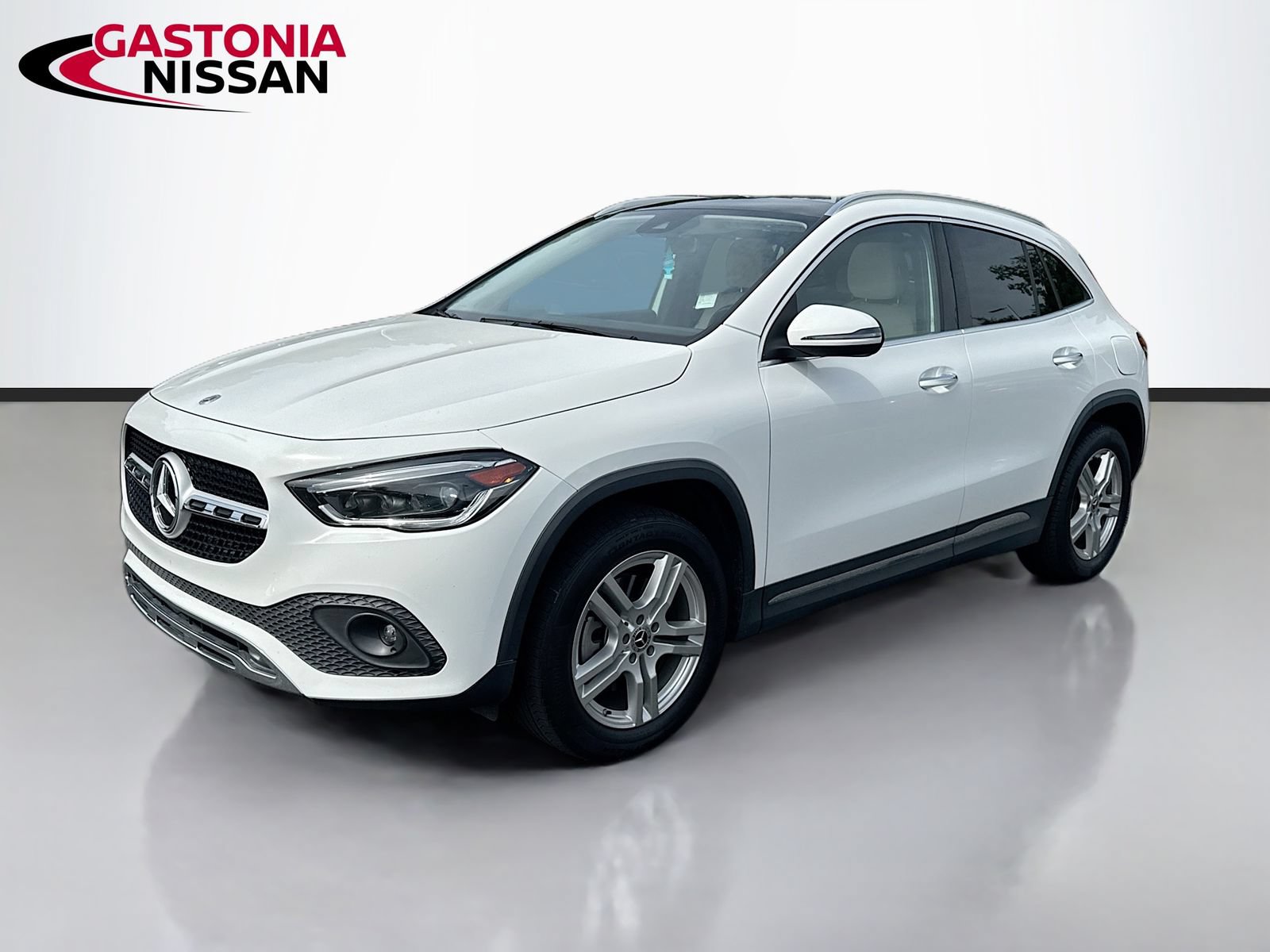 Used 2022 Mercedes-Benz GLA 250 w/ Premium Package Lite video 3