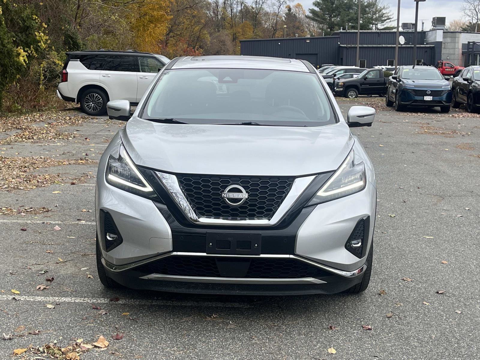 Used 2024 Nissan Murano SL image 2