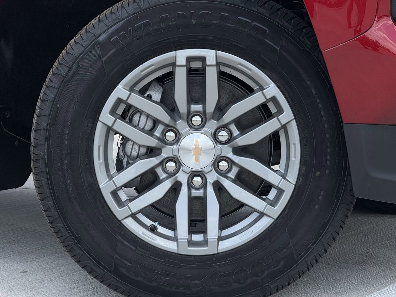 New 2026 Chevrolet Colorado LT w/ LT Convenience Package AWD/4WD image 9