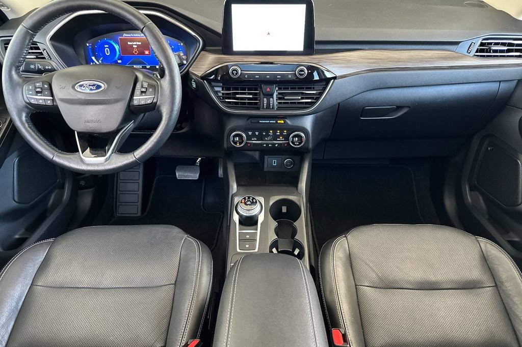 Used 2020 Ford Escape Titanium AWD/4WD image 13